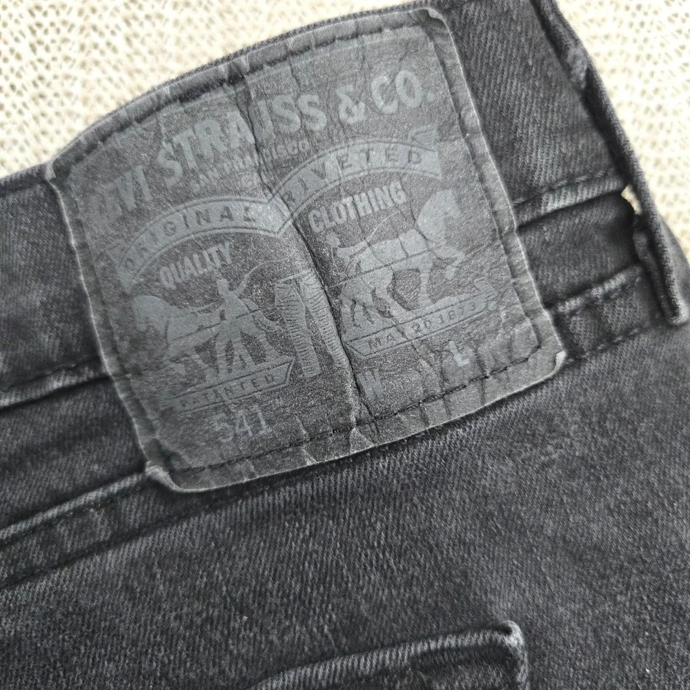 Levis levi 541